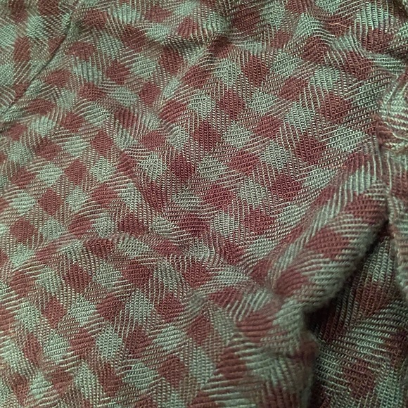 Green and black checkered flannel - Picture 3 of 3